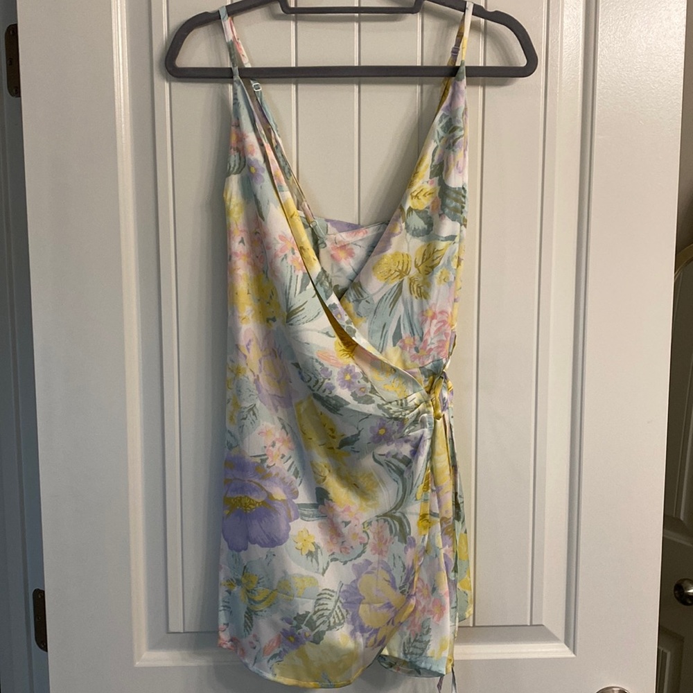 ASOS Womens Wrap Front Satin Romper In Vintage Floral Sz 12 NWT